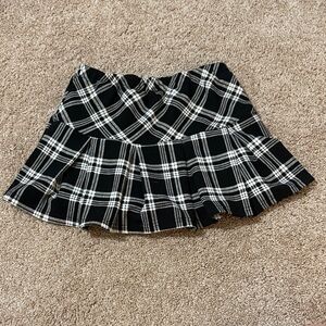 Plaid Black and White Skirt